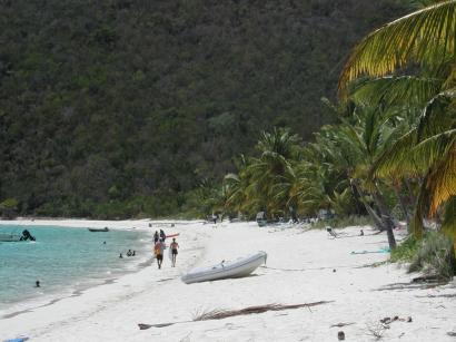 Along the beach at White Bay toward the Soggy Dollar Bar